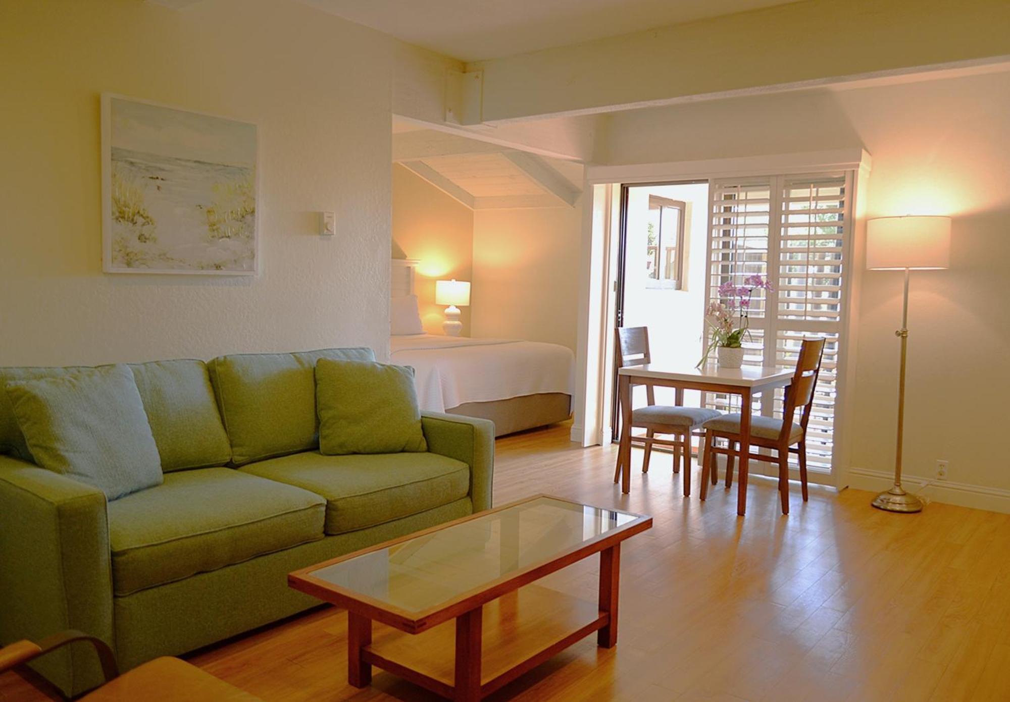 Standard King Room