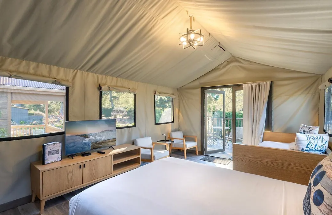 Carmel River Inn & Cottages-1